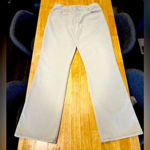 Levi’s 550 corduroy Relaxed Bootcut Jeans. Women’s size 10M